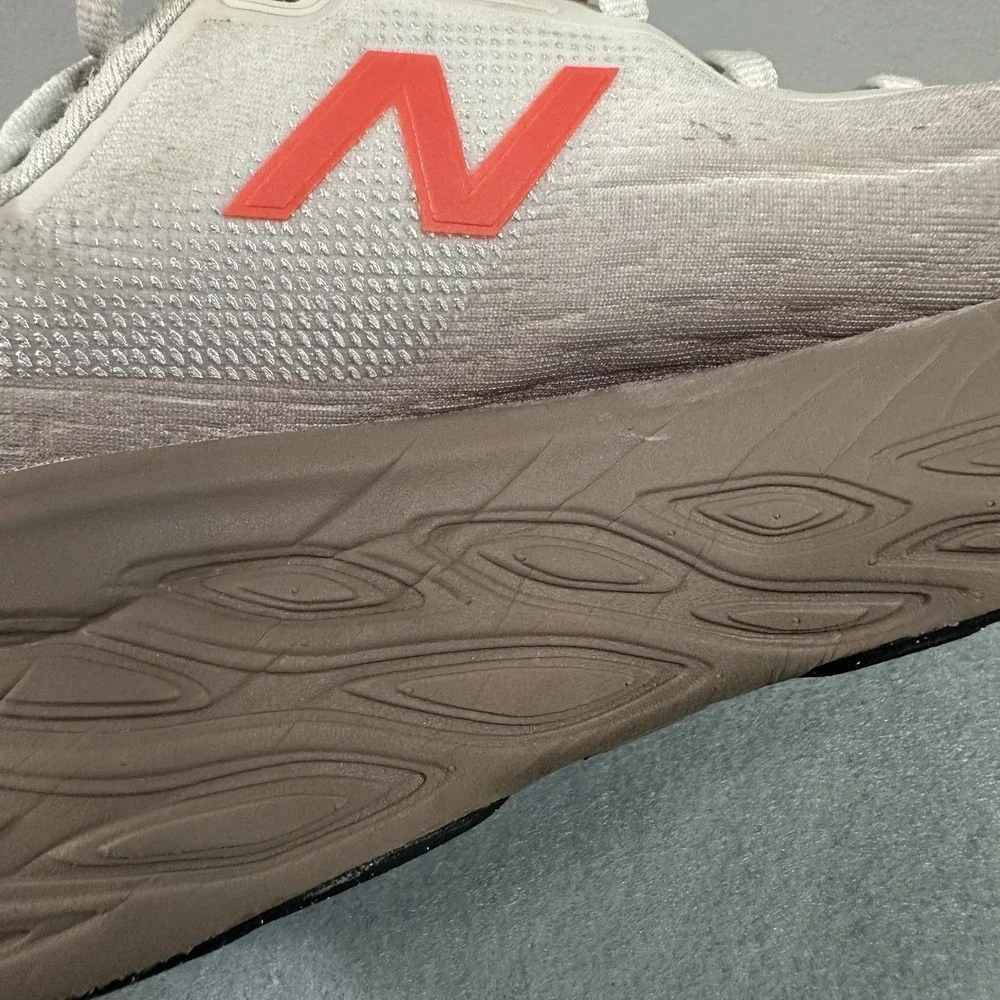 New Balance Fresh Foam X 1080v14 Womens Size 7 Running Shoes Sneakers